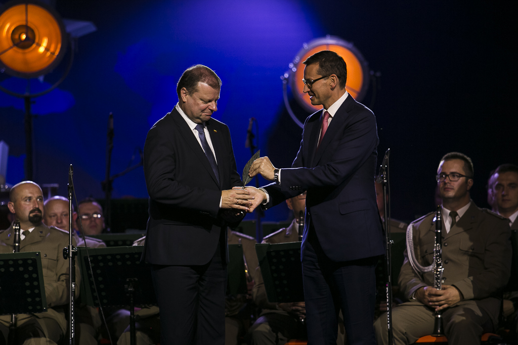 Premier Litwy Saulius Skvernelis Człowiekiem Roku Forum Ekonomicznego 