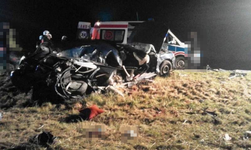 Tragiczny wypadek w Bilsku. Zginął pasażer osobówki