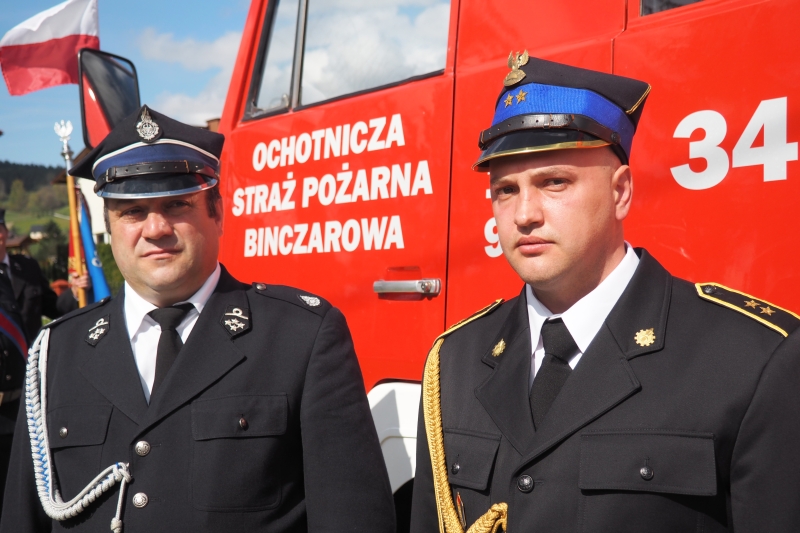 Strażacy z OSP Binczarowa będą jeździć do pożaru młodszym autem