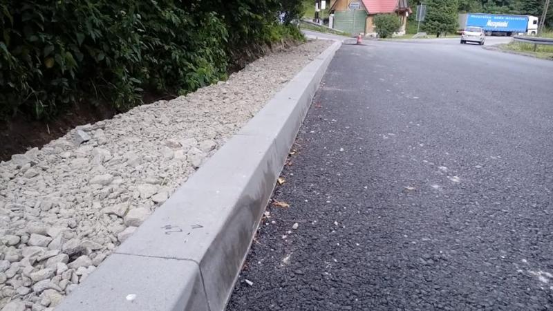 Ulica Szczawnicka w Piwnicznej: chodnik i remont jeszcze w tym roku 
