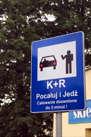 Nowy Sącz: parking Kiss&Ride na Nadbrzeżnej koło szkoły. Skończy się gehenna rodziców i kierowców?