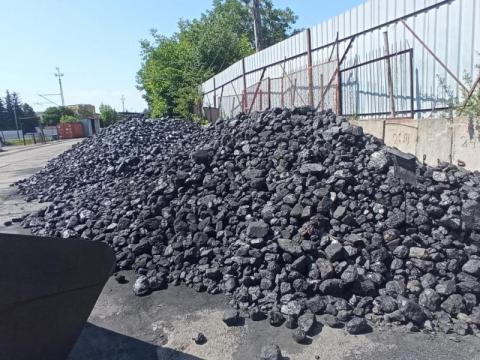 Składy opału chcą współpracować z miastem Nowy Sącz przy sprzedaży węgla po rządowych cenach