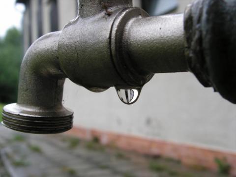 Chełmiec: problem z kanalizacją i wodą? Są numery awaryjne dla sołectw