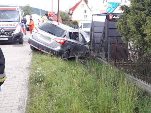 Wypadek w Maszkowicach. Zderzyły się czołowo dwa samochody [ZDJĘCIA]