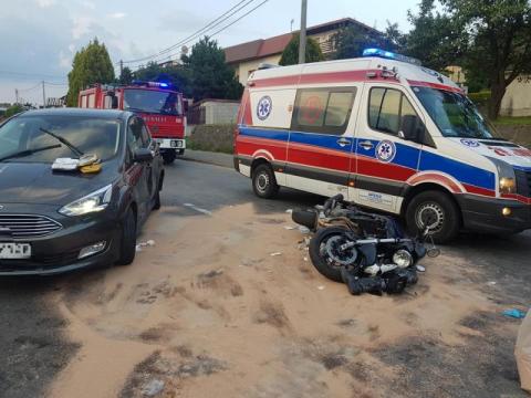 Nowy Sącz: wypadek na ul. Węgierskiej. Motocyklista zderzył się z samochodem