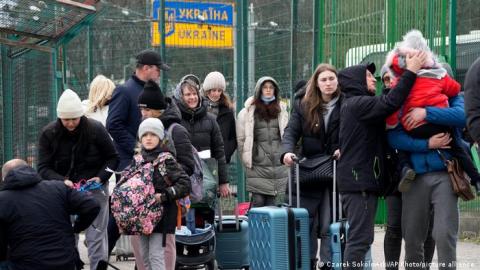 Інформація щодо допомоги біженцям з України: АДРЕСИ ТЕЛЕФОНІВ