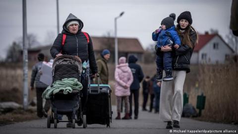 Як українцям в Польщі оформити допомогу на дитину за програмою "Сім'я 500+"