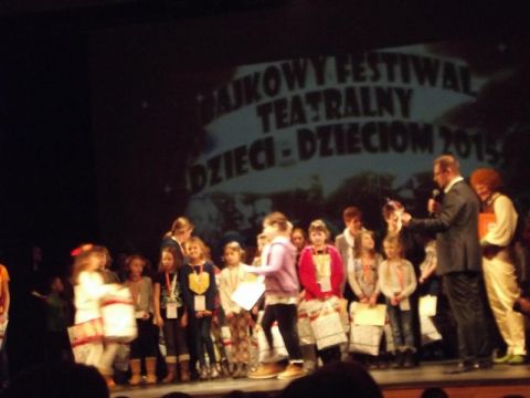 II misjce uczniów z Koniuszowej w Bajkowym Festiwalu Teatralnym