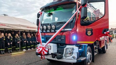Stary Sącz: strażacy z Przysietnicy dostaną nowy wóz bojowy. Cena zwala z nóg