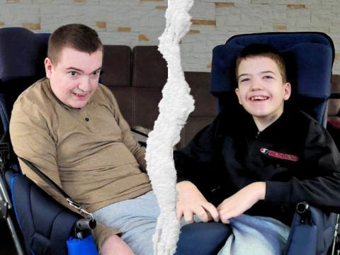 Niepełnosprawni bracia potrzebują pomocy. Obaj zmagają się z poważnymi chorobami