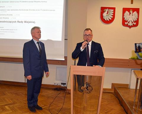 Brzesko: Grzegorz Brach – burmistrz Latocha ma nowego zastępcę. Kto rządzi radą?