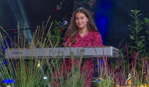 Ewelina Boczarska najlepszą wokalistką XVIII Międzynarodowego Festiwalu Piosenki