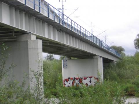 most kolejowy na Popradzie