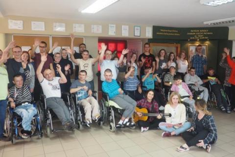 Niepełnosprawni z całej Polski przyjechali do Kąclowej [WIDEO]