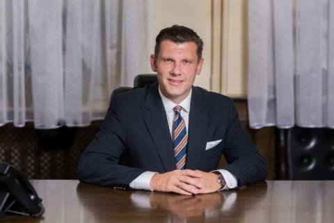 Burmistrz Rafał Kukla o 2021 roku: był mniej burzliwy, ale wciąż żyjemy inaczej