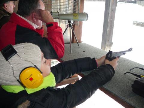Chełmiec: 400 uczniów nauczy się strzelać laserami! Jeśli tylko zagłosujesz 