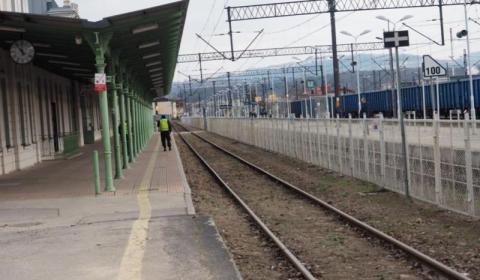 Budowa linii kolejowej Podłęże-Piekiełko rozpędziła się na całego. Są nowe, dobre wieści [ZDJĘCIA]
