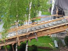 Nowy Sącz: na kładce nad Nawojowską są już nowe schody