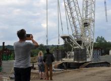Nowa atrakcja Heleny: dźwig na budowie mostu heleńskiego