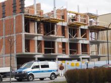 Nowy Sącz: nie żyje pracownik budowlany. PIP i śledczy ustalają co się stało