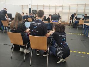 Programistyczny spritnt w 36 godzin. Hackathon na Forum Gospodarczym w Tarnowie